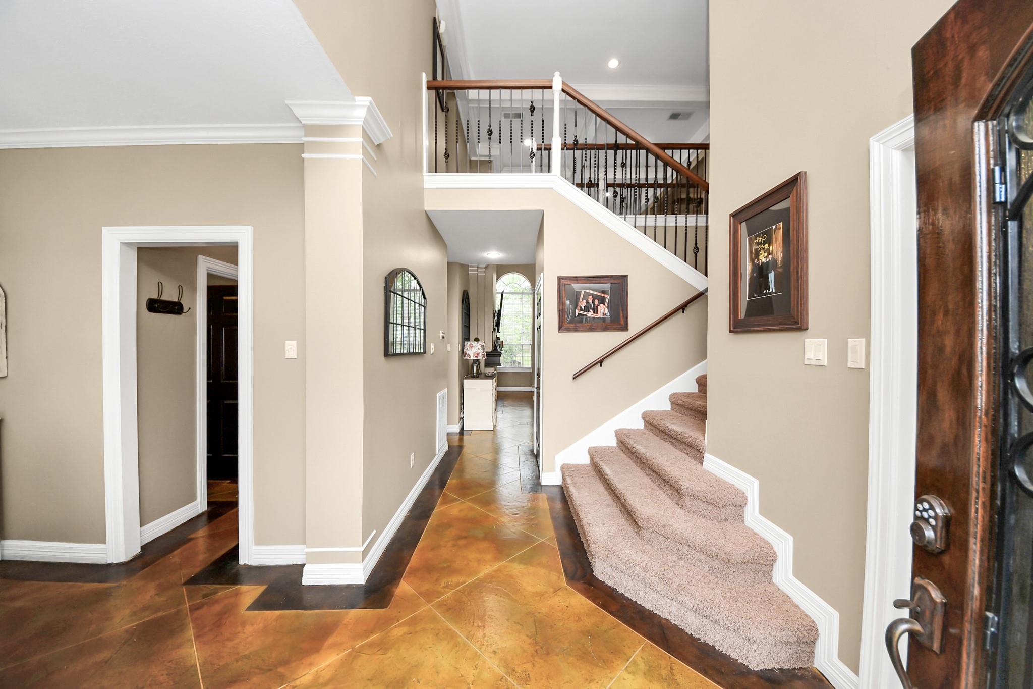 1606 Country Squire Drive