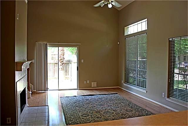 4002 Tamarack Place