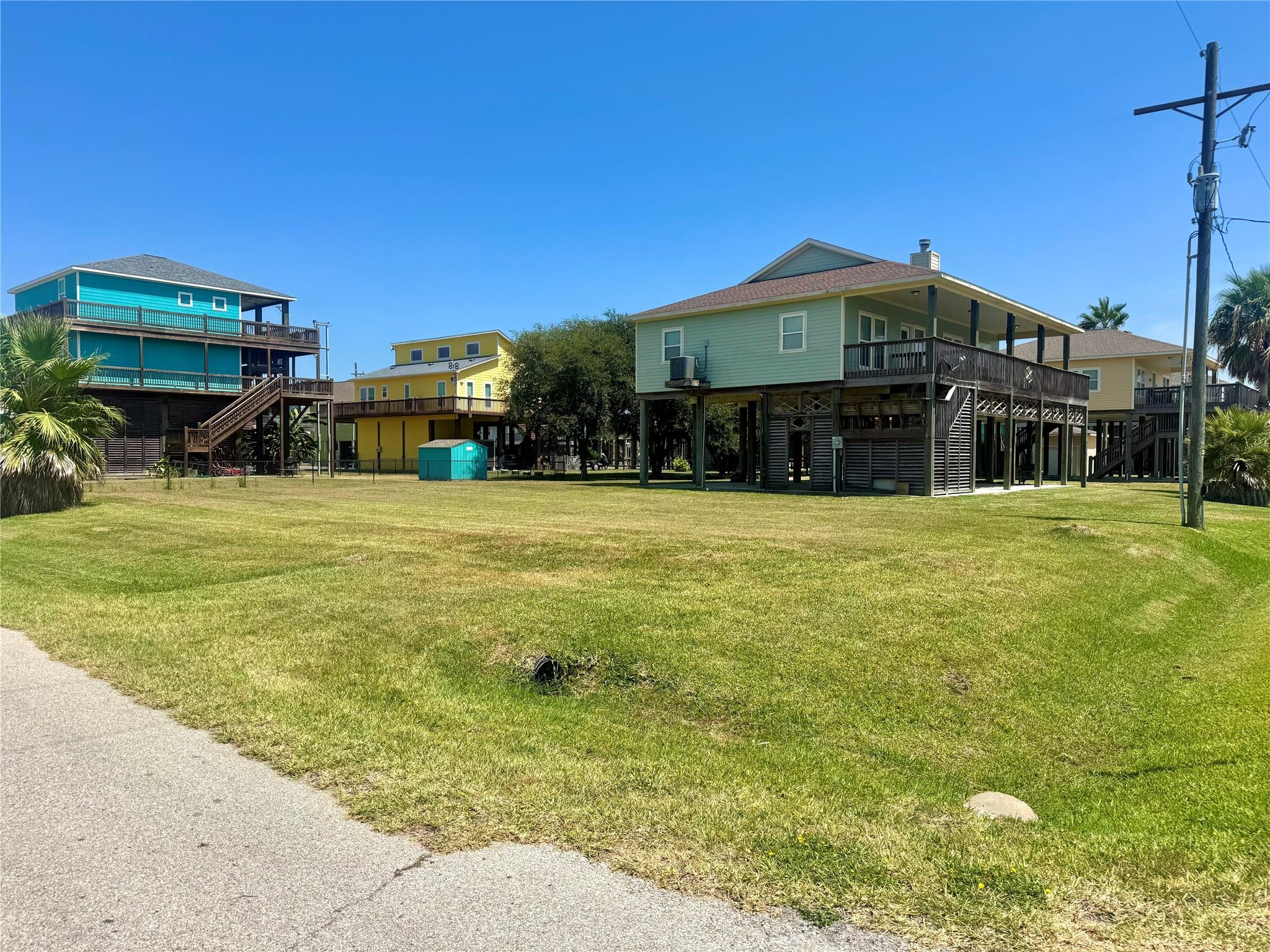 882 Gulfview Drive