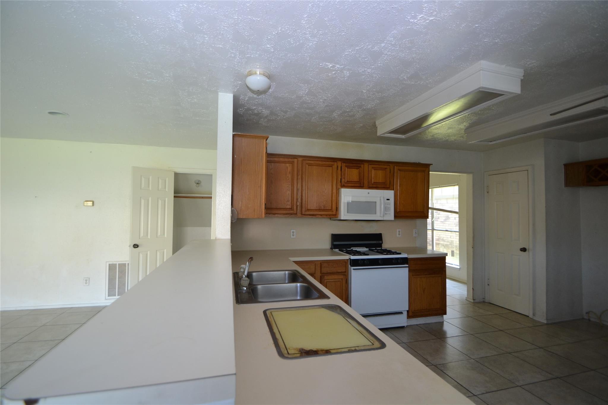 12410 Meadow Briar Drive