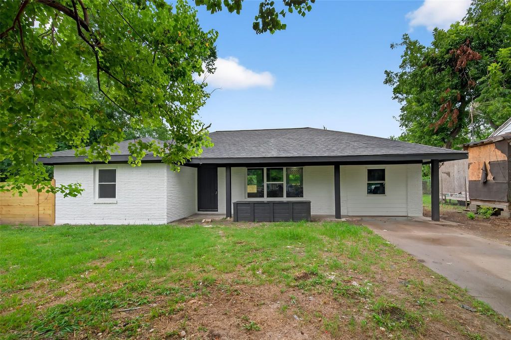 Photo of 209 Leago Street, Houston, TX 77022 (MLS # 71936105)