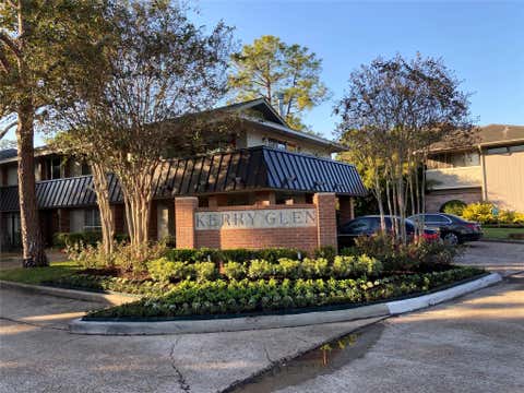 Photo of 6659 Bayou Glen Road, Houston, TX 77057 (MLS # 42177871)