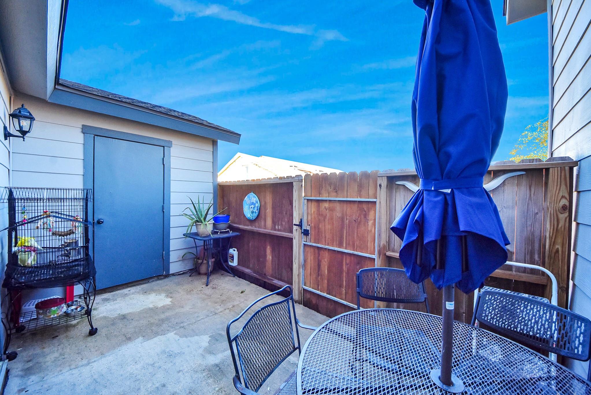 1989 Country Village B