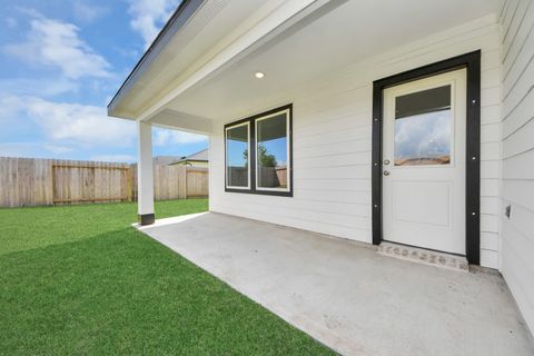 Tiny photo for 1238 Sandy Shore Ln, Iowa Colony, TX 77583 (MLS # 54140674)