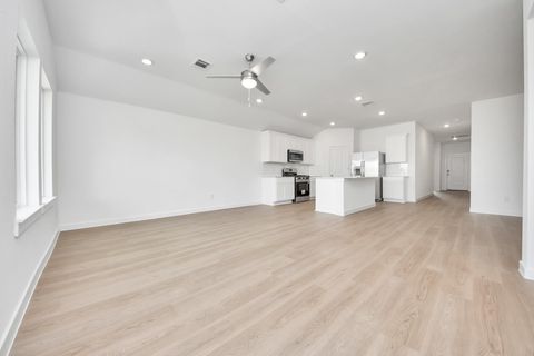 Tiny photo for 1238 Sandy Shore Ln, Iowa Colony, TX 77583 (MLS # 54140674)