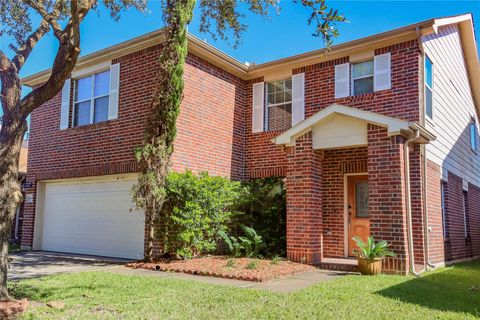 Photo of 14123 Autumn Ridge Trail Drive, Houston, TX 77048 (MLS # 61965789)