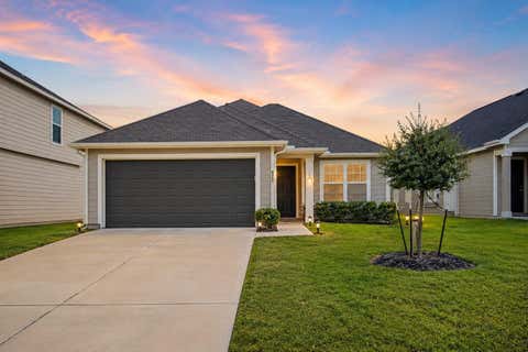 Photo of 922 Luke Darrell Drive, Rosharon, TX 77583 (MLS # 72991553)