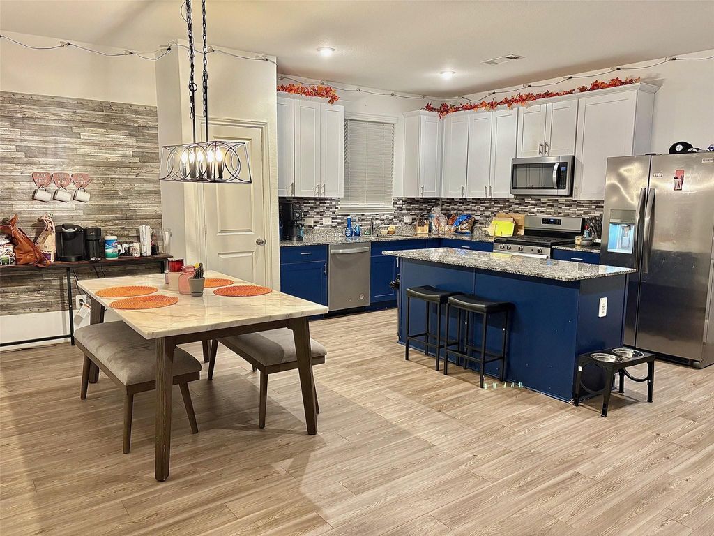 Photo of 23531 Glenbuck Street, Spring, TX 77373 (MLS # 15444403)