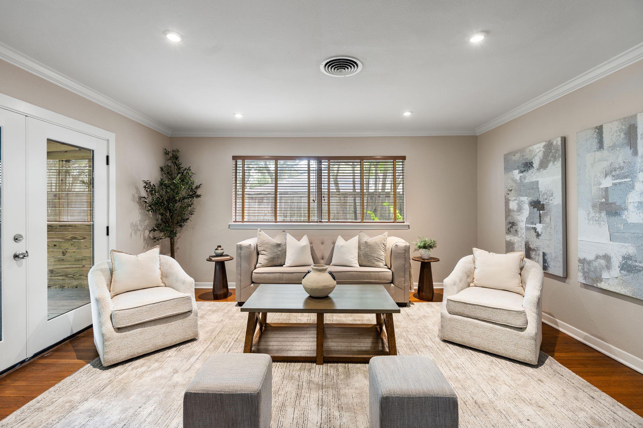 5314 Creekbend Drive