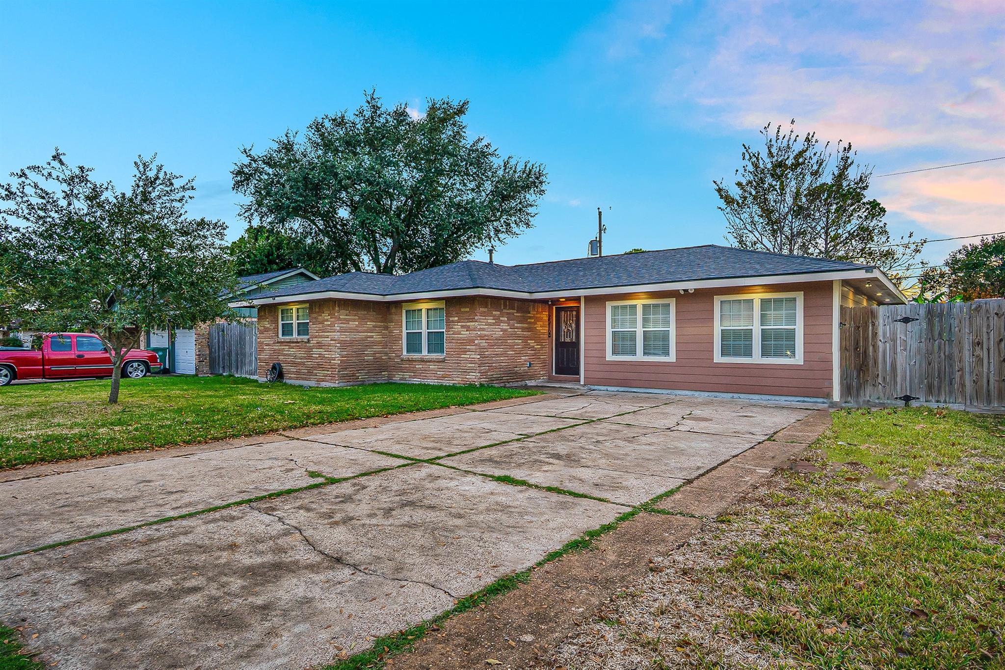 2516 Blueberry Lane