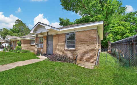 Photo of 2315 Kabee Street, Houston, TX 77020 (MLS # 42007455)