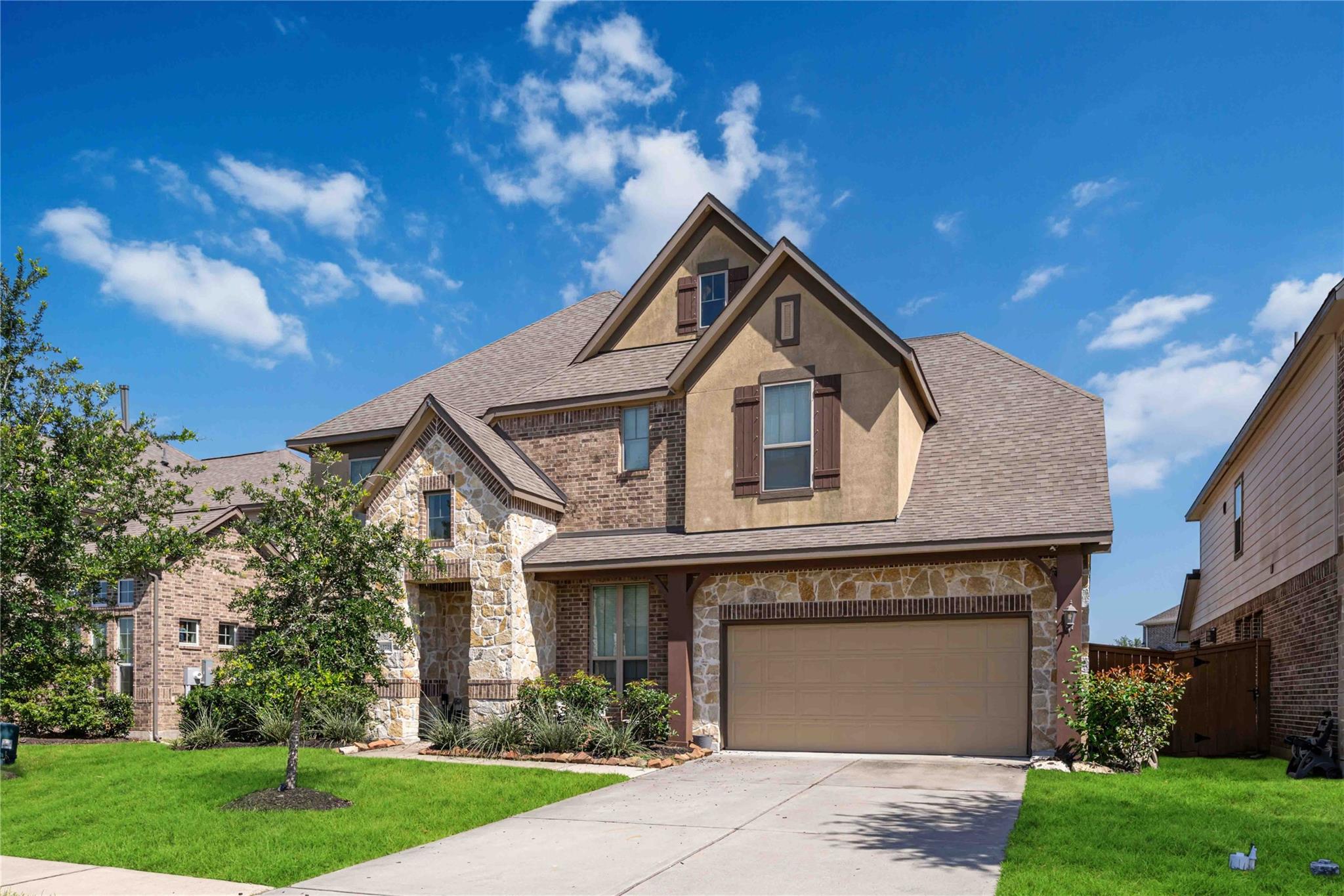 12721 Flora Manor Drive