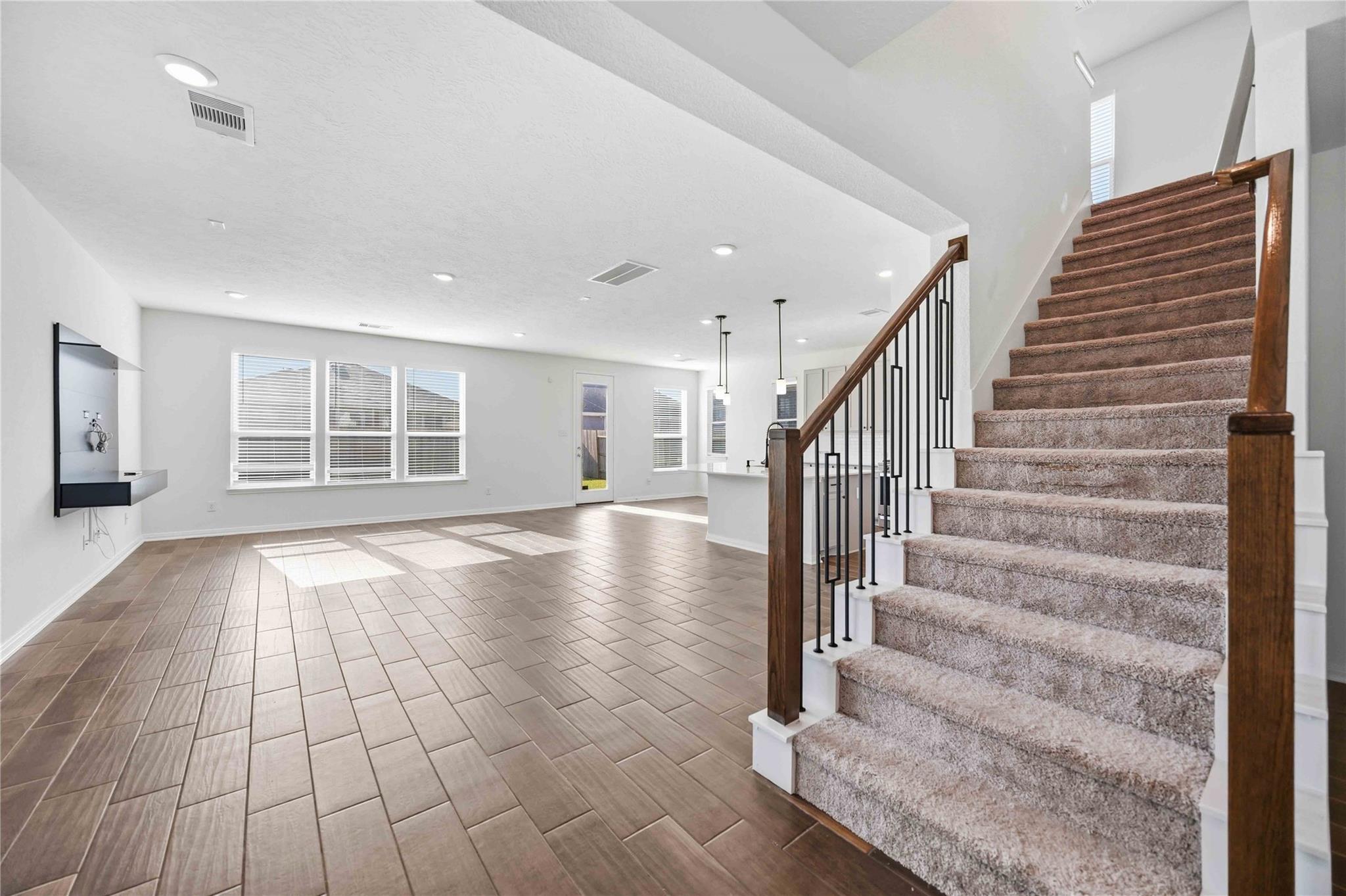 2111 Katalonia Lane