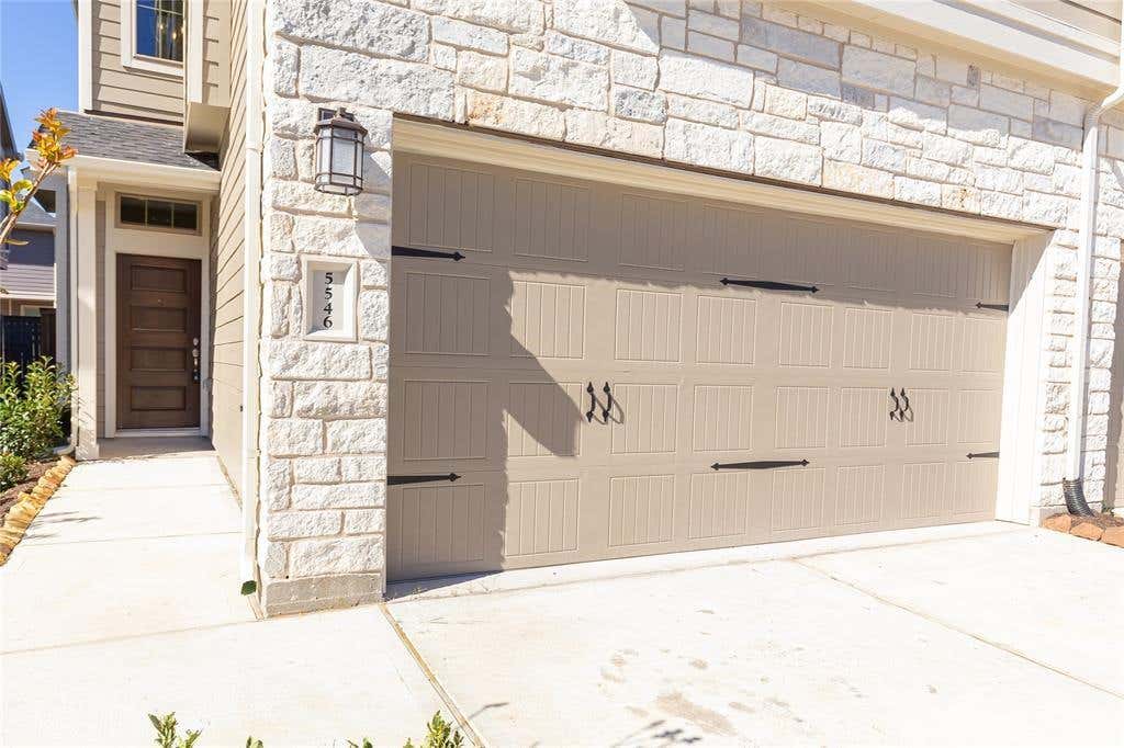Photo of 5546 Sallow Bay Lane, Fulshear, TX 77441 (MLS # 41435400)