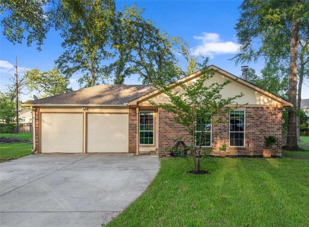 Photo of 28914 Champion Oaks Drive, Magnolia, TX 77354 (MLS # 94431244)