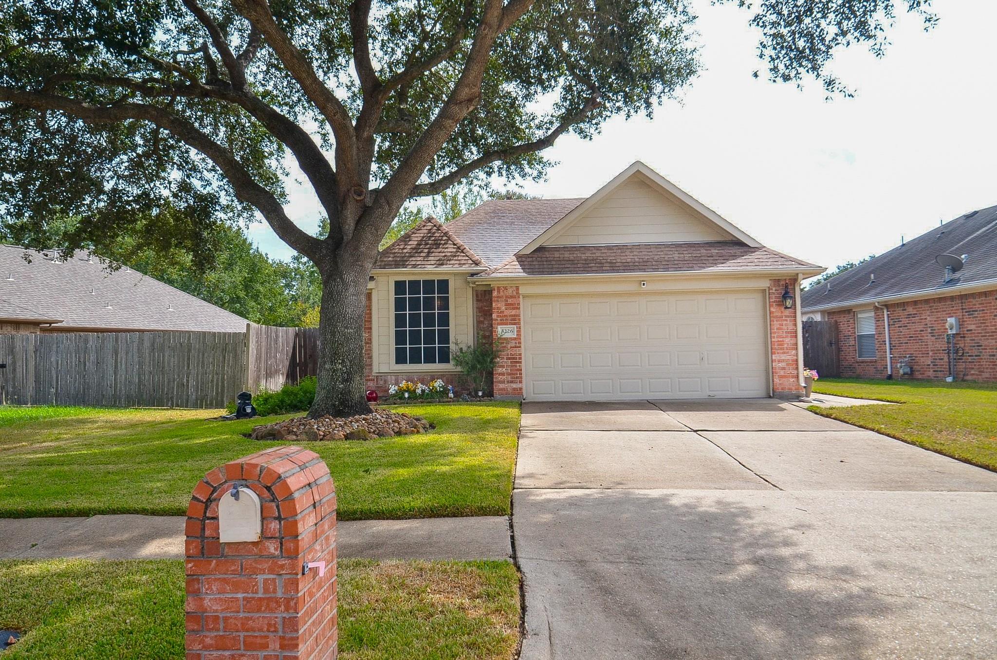 5226 Mountain Forest Drive