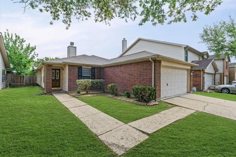 Tiny photo for 9231 Grove Haven Drive, Houston, TX 77083 (MLS # 71113933)
