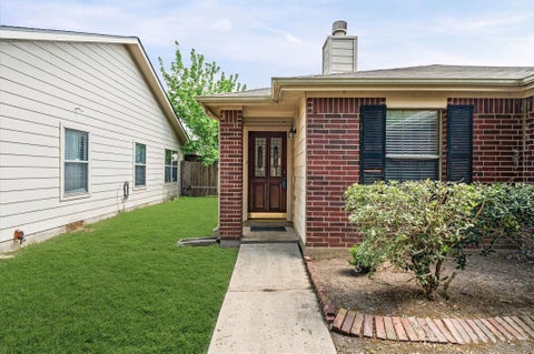 Tiny photo for 9231 Grove Haven Drive, Houston, TX 77083 (MLS # 71113933)