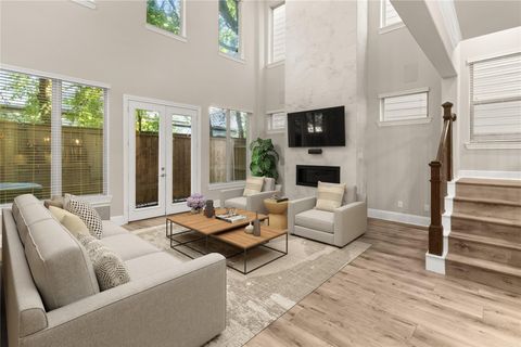 Tiny photo for 1002 Shepherd Oaks Drive, Houston, TX 77018 (MLS # 33317244)