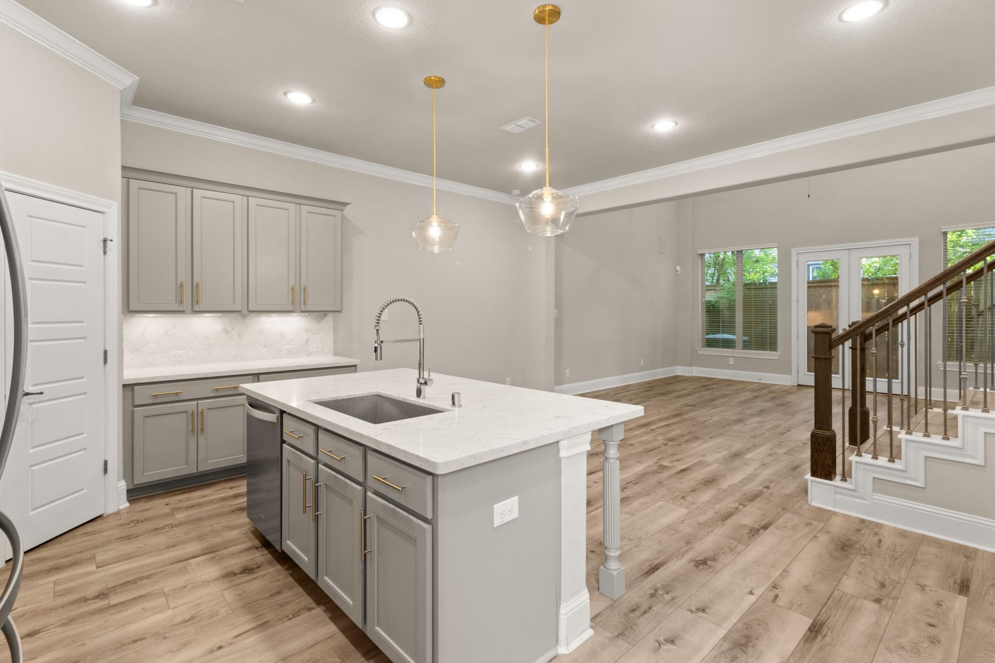 1002 Shepherd Oaks Drive