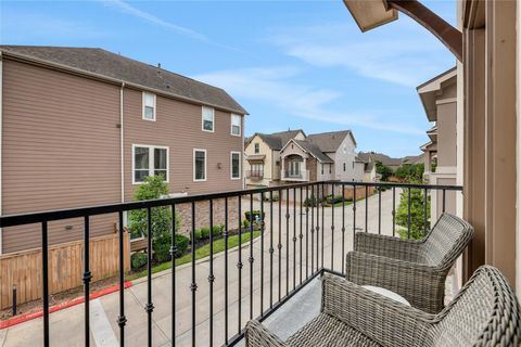 Tiny photo for 1002 Shepherd Oaks Drive, Houston, TX 77018 (MLS # 33317244)