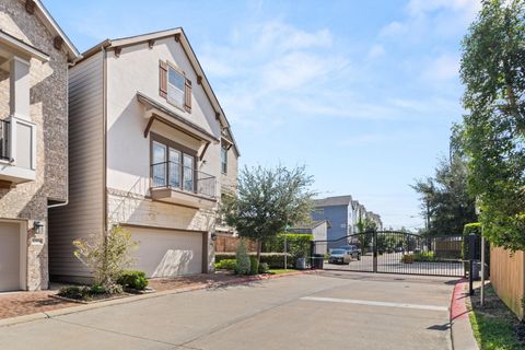 Tiny photo for 1002 Shepherd Oaks Drive, Houston, TX 77018 (MLS # 33317244)