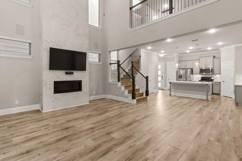 Tiny photo for 1002 Shepherd Oaks Drive, Houston, TX 77018 (MLS # 33317244)