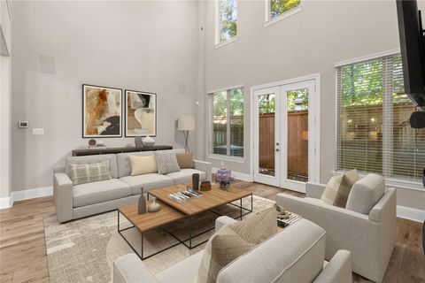 Tiny photo for 1002 Shepherd Oaks Drive, Houston, TX 77018 (MLS # 33317244)