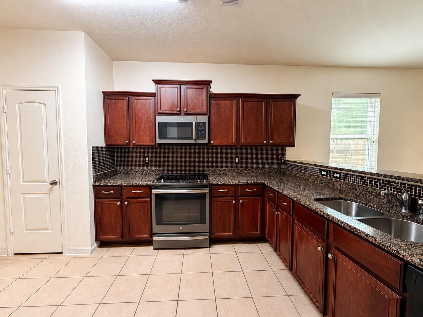 8739 Leclaire Meadow Drive