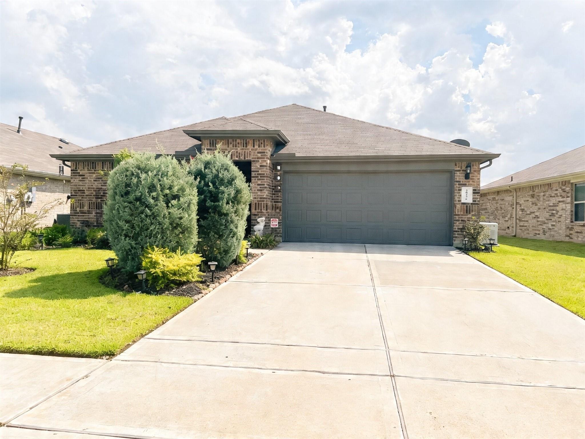 518 Broken Boulder St, Magnolia, TX, 77354