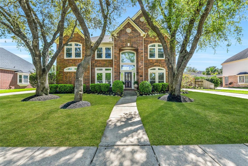 Photo of 4142 Pine Blossom Trail, Houston, TX 77059 (MLS # 91007485)