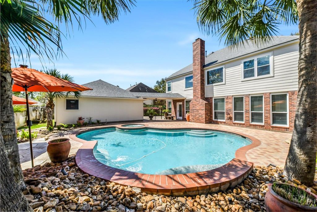 Photo of 4142 Pine Blossom Trail, Houston, TX 77059 (MLS # 91007485)