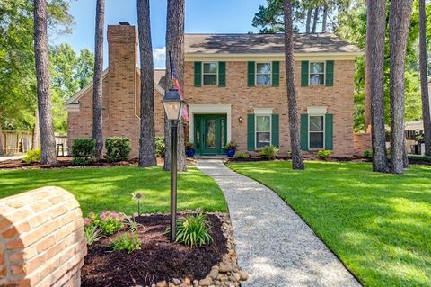 Photo of 5714 Willow Walk Street, Houston, TX 77069 (MLS # 95432782)
