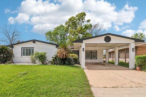 614 Nest Lane Houston TX 77022