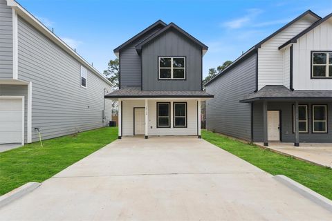 Photo of 10178 Barberry Street, Willis, TX 77318 (MLS # 19195251)
