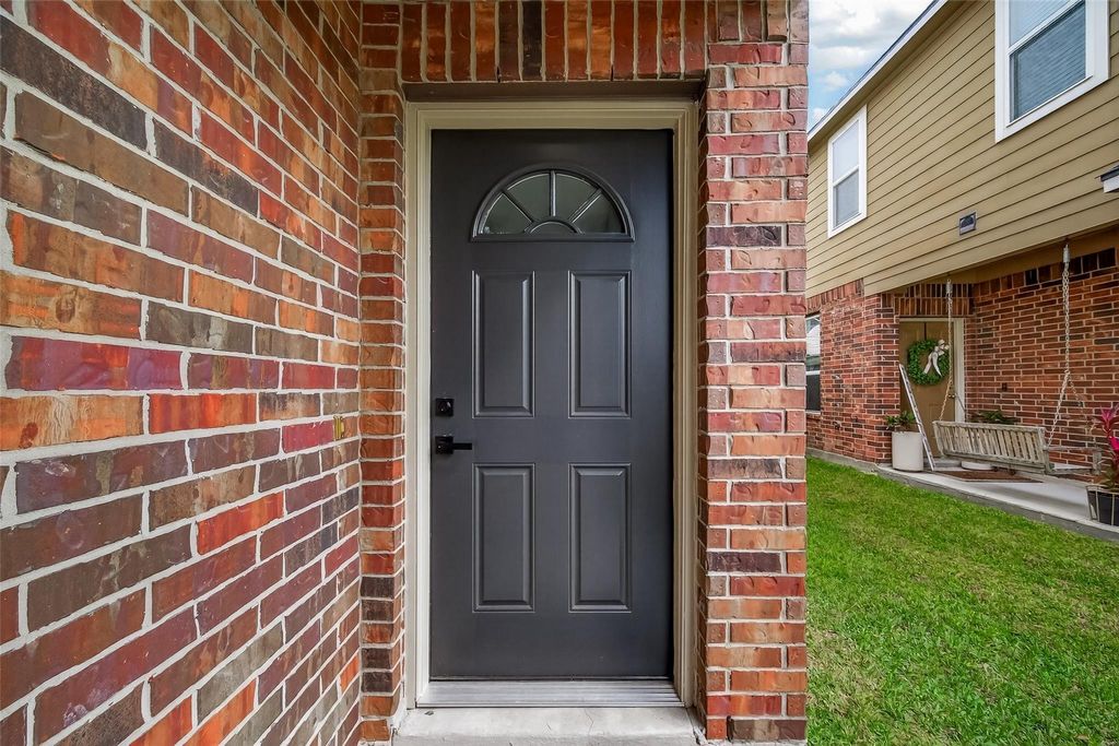 Photo of 14843 Live Oak Green Court, Houston, TX 77049 (MLS # 50132566)