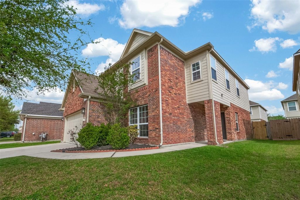 Photo of 14843 Live Oak Green Court, Houston, TX 77049 (MLS # 50132566)