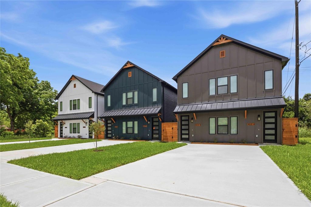 Photo of 4027 Cork Drive #A-B, Houston, TX 77047 (MLS # 51485183)
