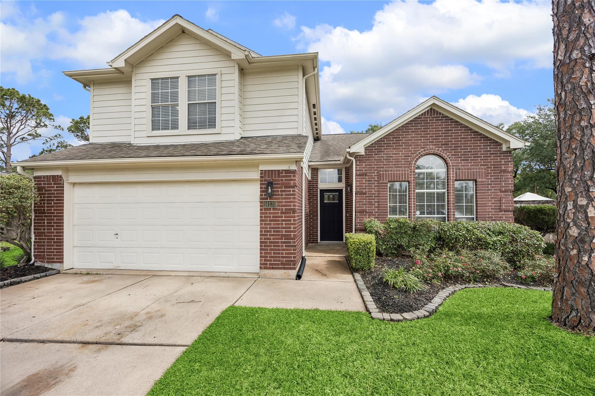 14139 Cascade Falls Drive