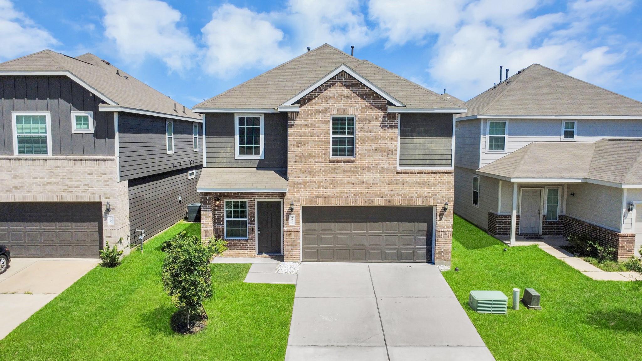 4911 Yellow Ginko Trail