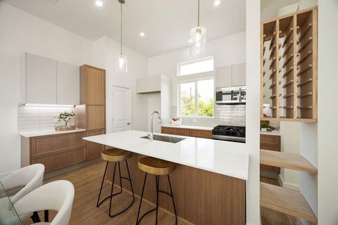 Tiny photo for 1713 Mary Street, Houston, TX 77026 (MLS # 22542093)