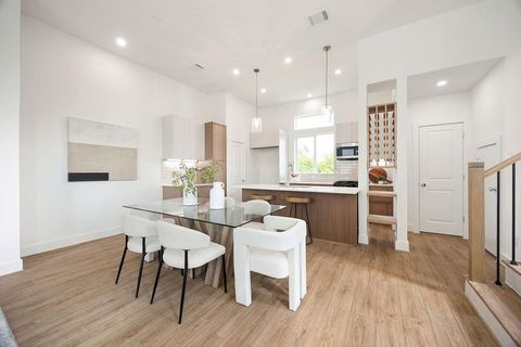 Tiny photo for 1713 Mary Street, Houston, TX 77026 (MLS # 22542093)