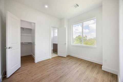Tiny photo for 1713 Mary Street, Houston, TX 77026 (MLS # 22542093)