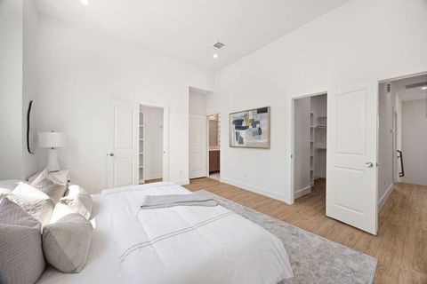 Tiny photo for 1713 Mary Street, Houston, TX 77026 (MLS # 22542093)