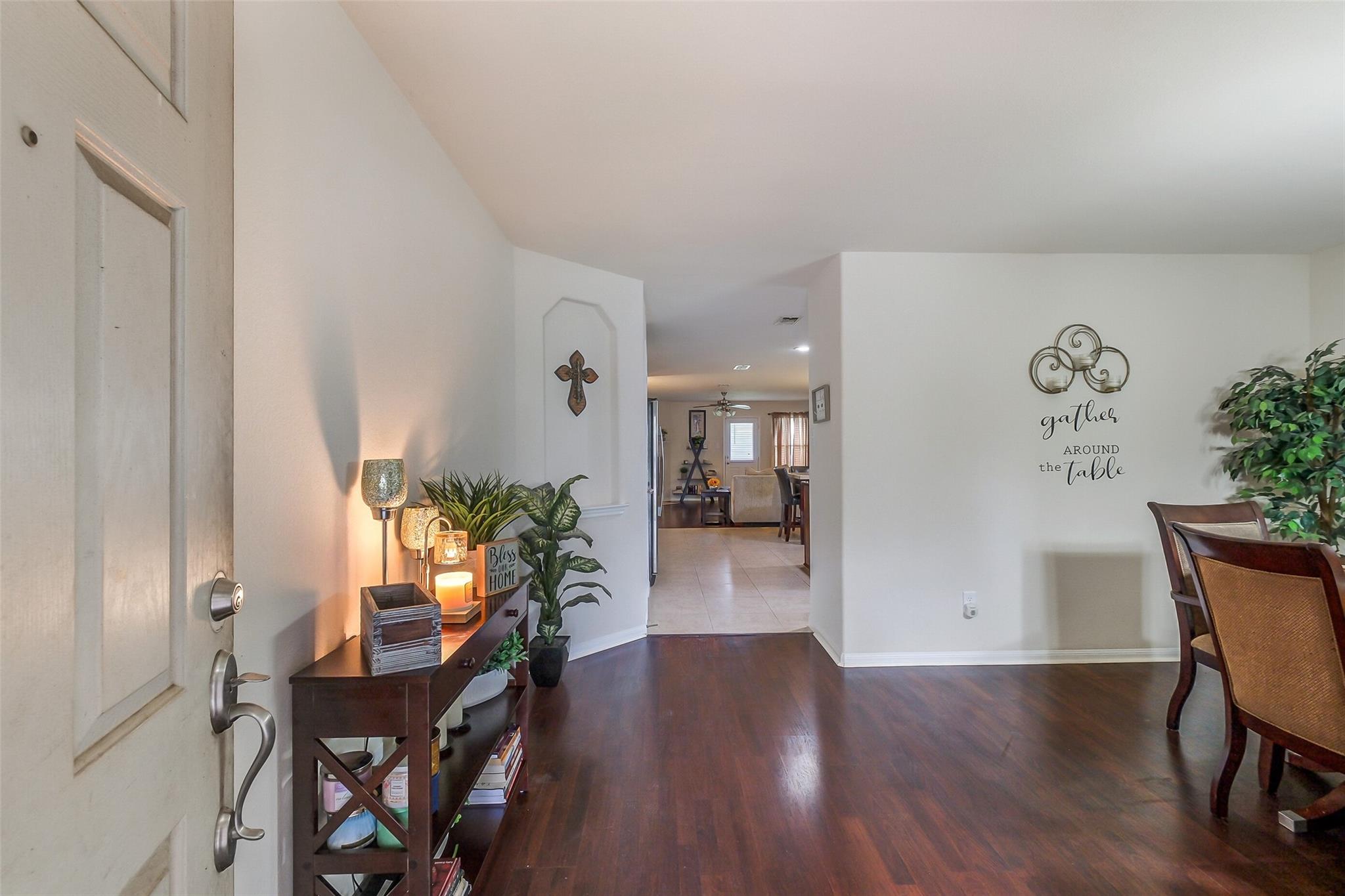 1015 Honeysuckle Vine Drive