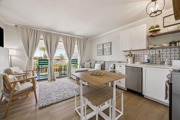 6102 SEAWALL BLVD APT 190, GALVESTON, TX 77551 - Image ee1cc93fde4234b3fb47b7574fd2d7cb/168469178