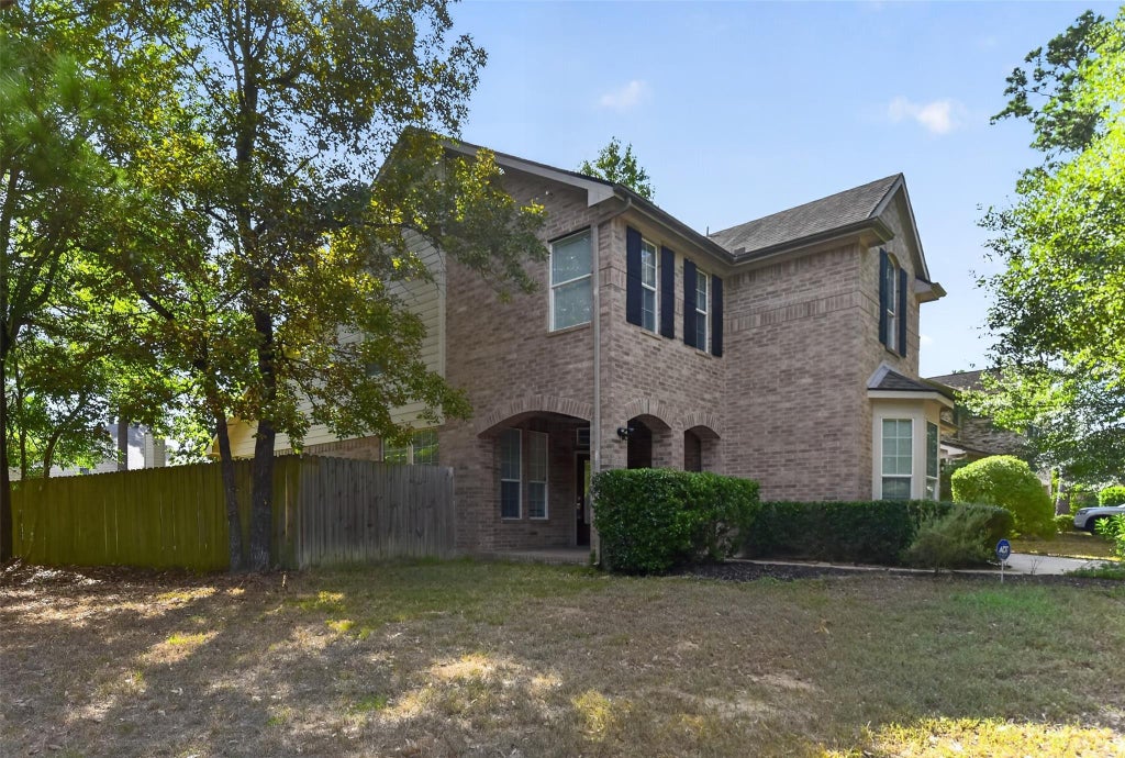 Photo of 3 W Archwyck Circle, The Woodlands, TX 77382 (MLS # 45942201)