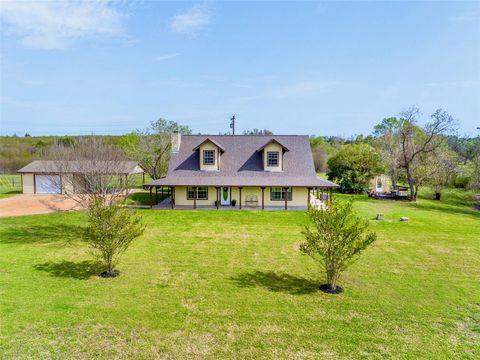 Photo of 999 Salem Road, Brenham, TX 77833 (MLS # 22372206)