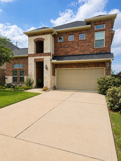 Photo of 4814 Pecan Arbor Lane, Houston, TX 77069 (MLS # 35543038)