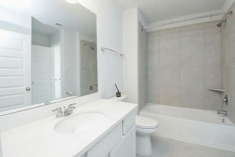 Tiny photo for 27950 Western Creek Court, Katy, TX 77494 (MLS # 325852)